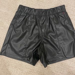 Tommy Jeans Faux leather shorts. Size small. New with tags